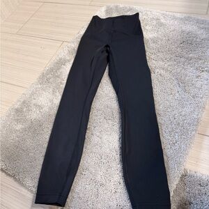 Lululemon Athletica Blue Leggings with Form-Fitting Design